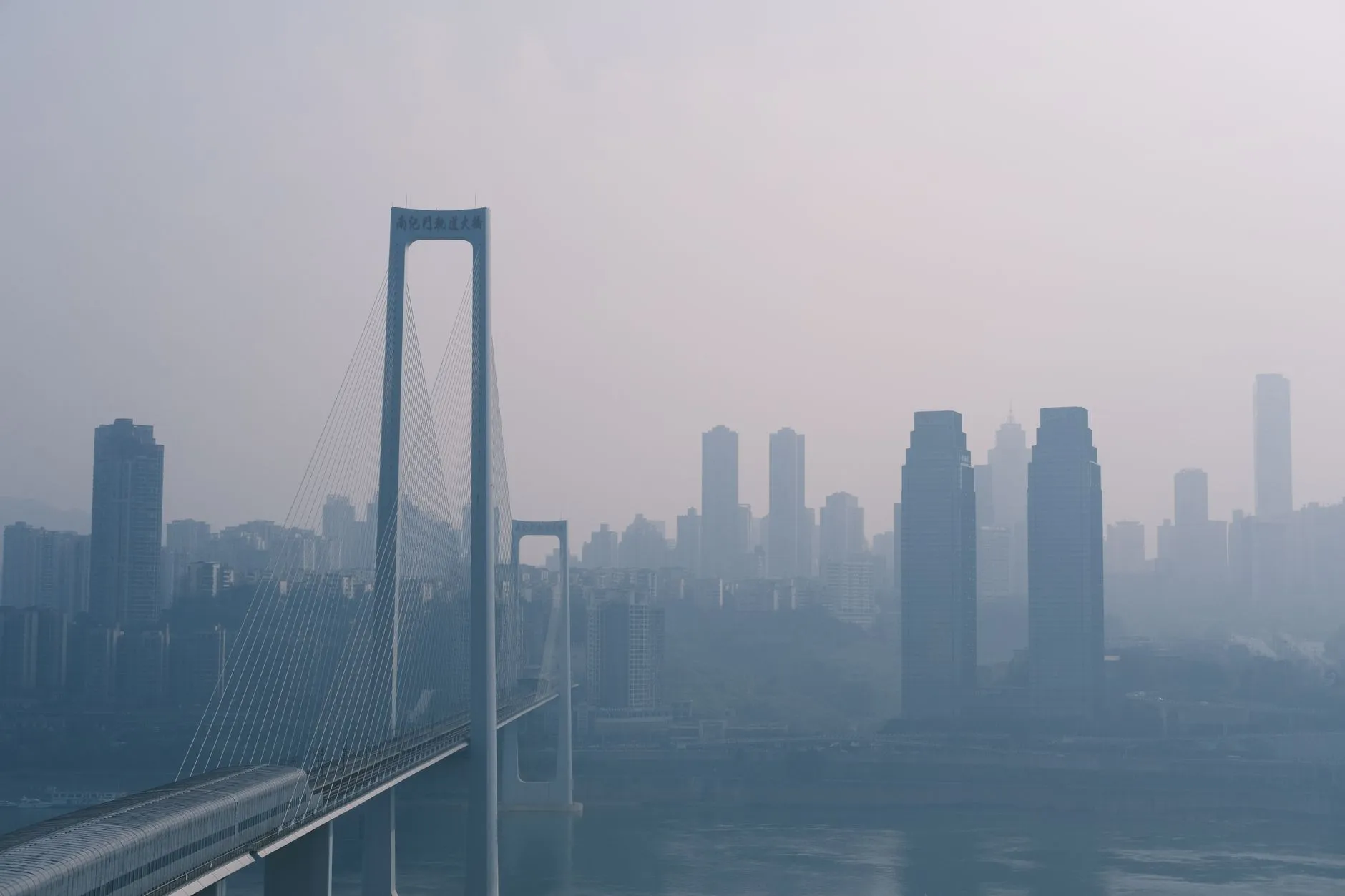 电子元器件选型要点：工业控制场景下的参数匹配与可靠性考量