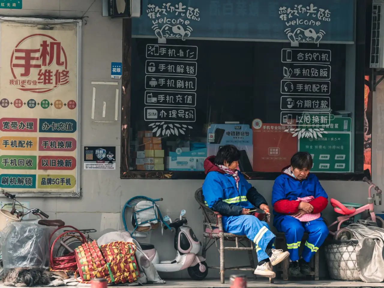 电子元器件与通讯设备在工业控制场景中的协同应用方案