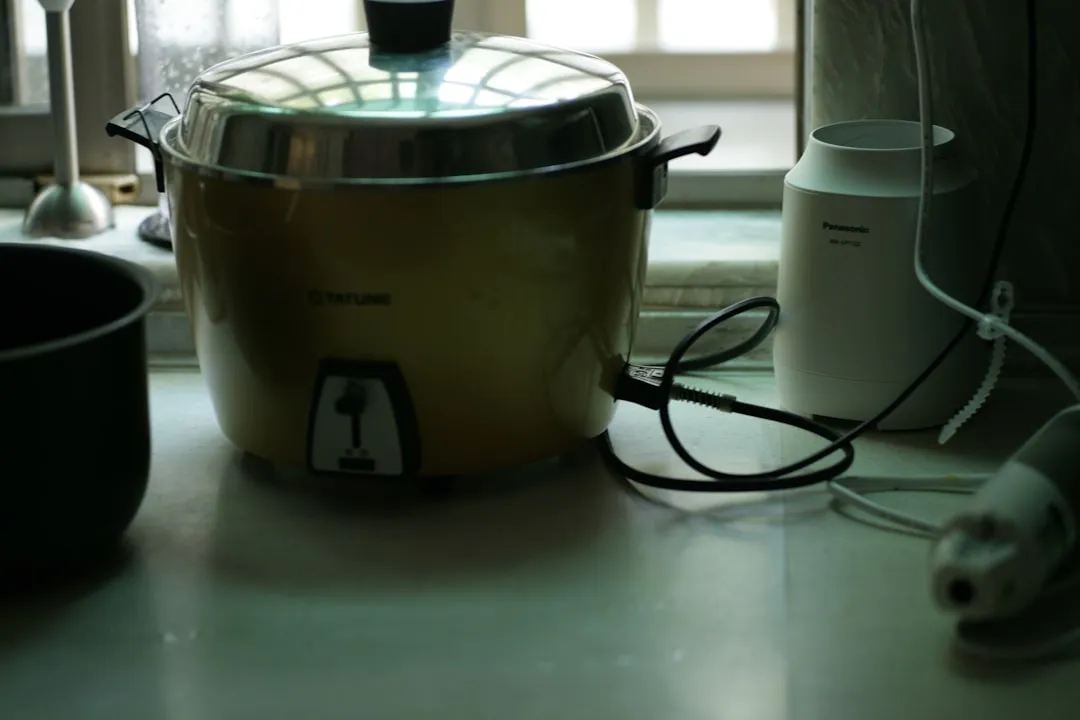 重庆丰界硕科技解读工业自动化设备选型中的电子元器件可靠性要求
